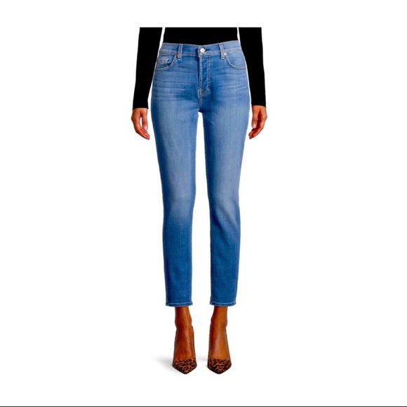 EUC. 7 for all mankind Josefina skinny boyfriend. - Picture 2 of 8